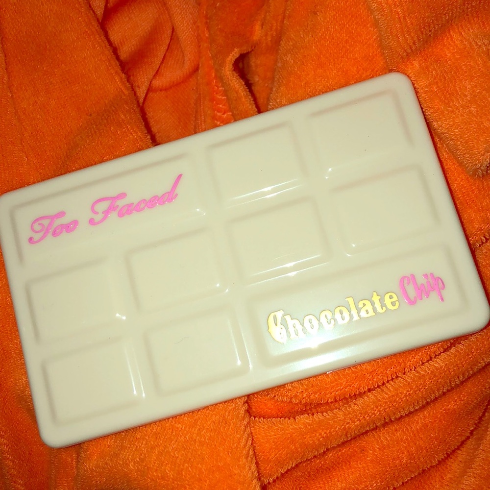 Too faced mini white chocolate bar palette